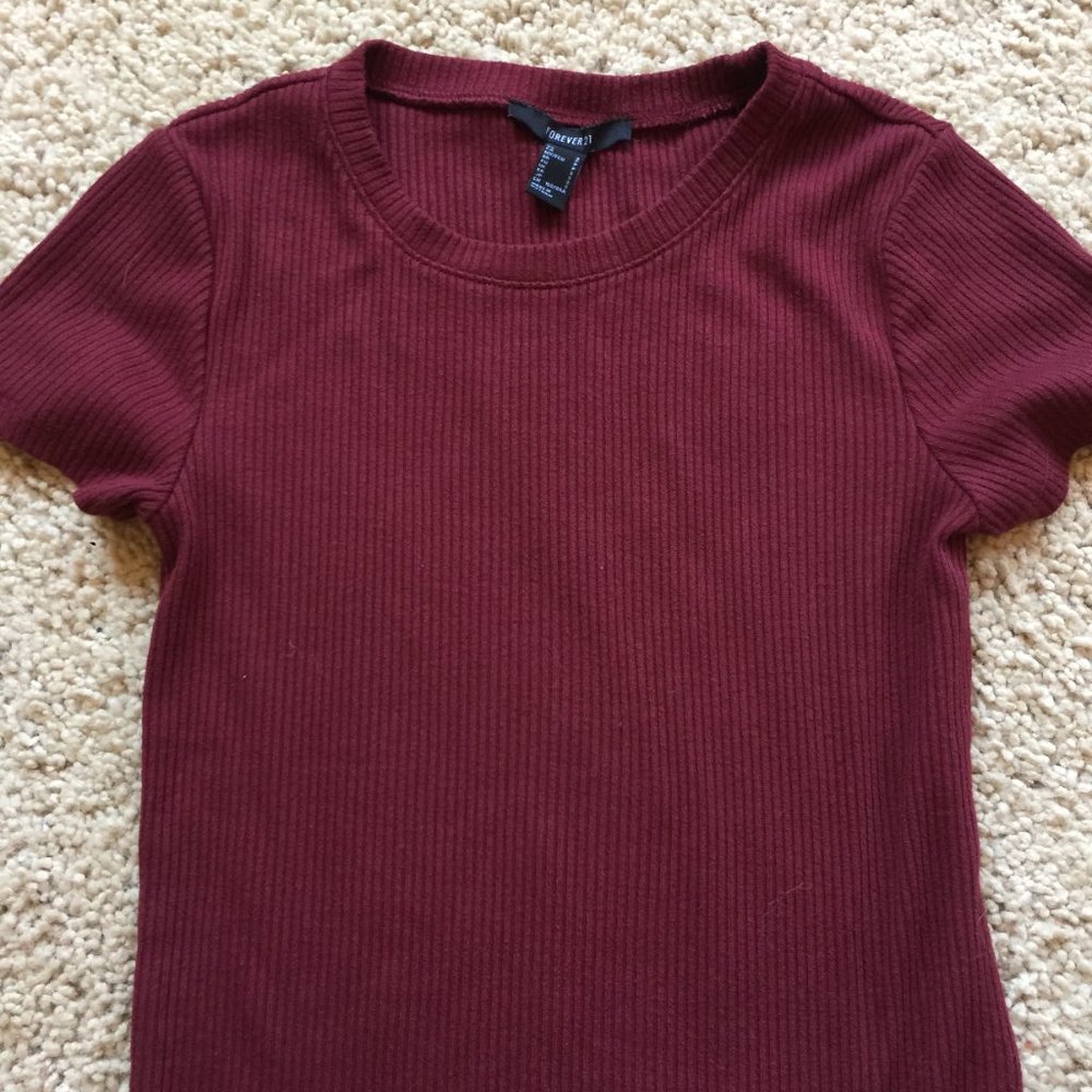 Divided H&M Basic TShirt - Picture 2 of 3